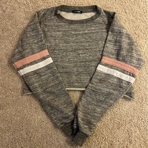 FASHION NOVA Cropped Crewneck Sweatshirt